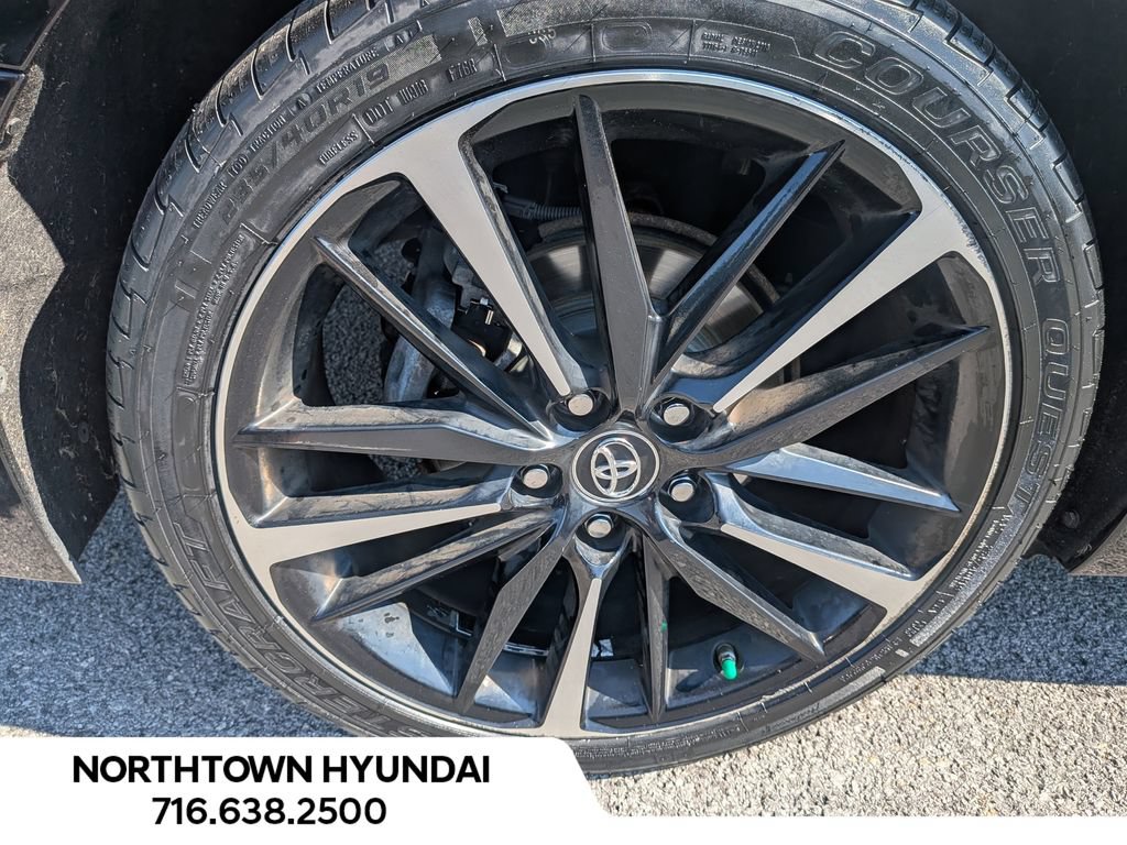Used 2019 Toyota Camry XSE FWD image 43