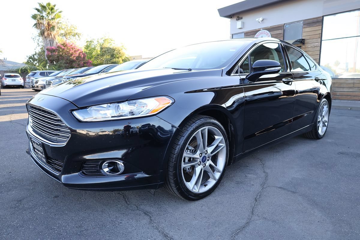 Used 2016 Ford Fusion Titanium AWD/4WD image 34