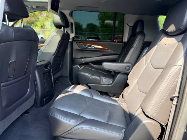 Used 2018 Cadillac Escalade ESV Premium Luxury AWD/4WD image 28