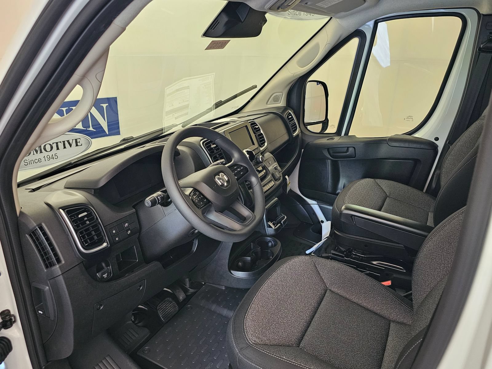 New 2026 RAM ProMaster 1500 w/ Quick Order Package 22G SLT FWD image 3