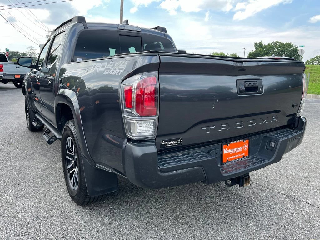Used 2021 Toyota Tacoma TRD Sport AWD/4WD image 8