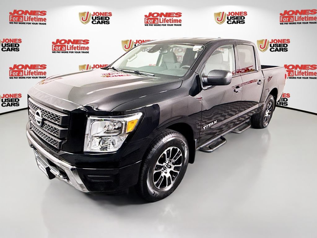 Certified 2024 Nissan Titan SV w/ SV Convenience Package AWD/4WD image 12