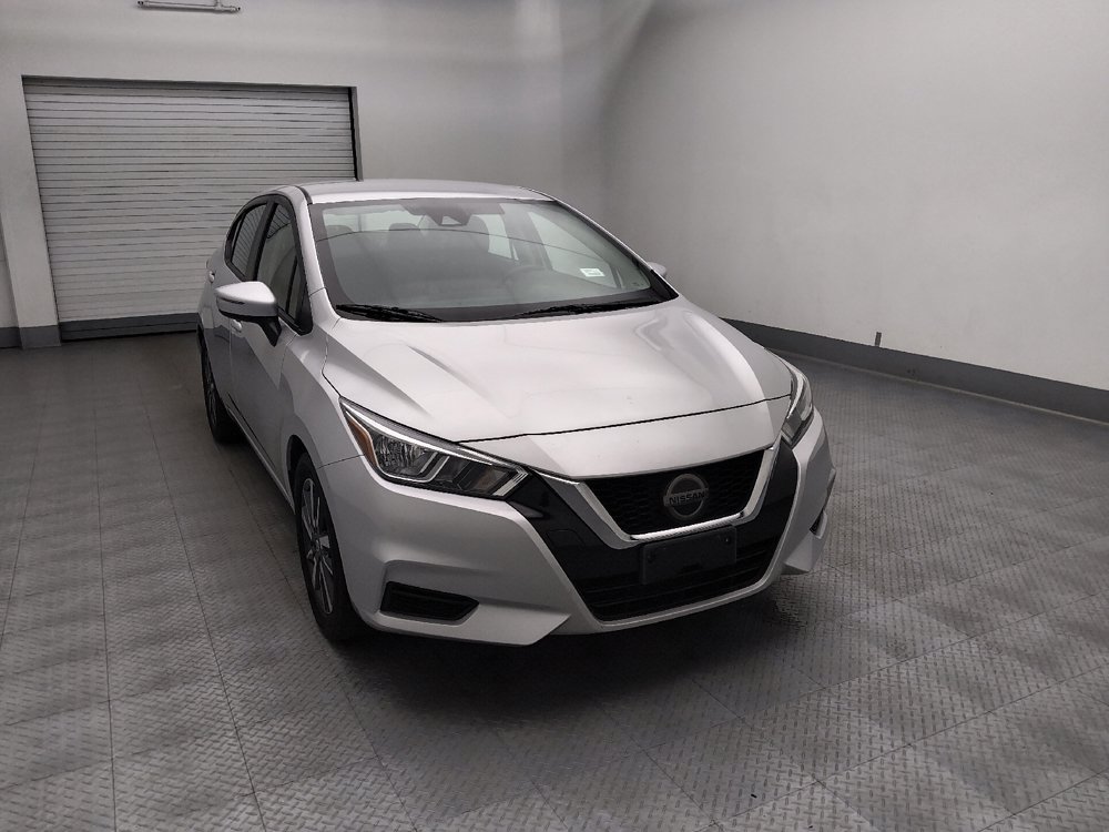 Used 2021 Nissan Versa SV FWD image 14