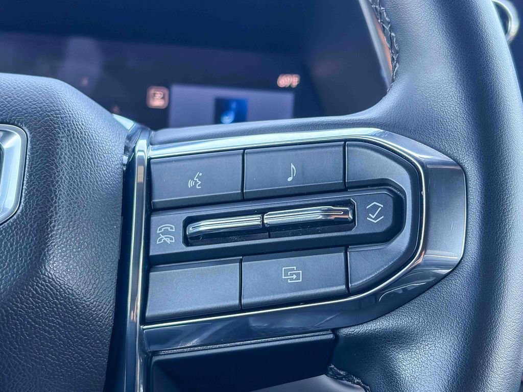 Used 2024 GMC Canyon Elevation w/ Elevation Premium Package image 19