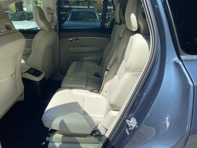 New 2026 Volvo XC90 T8 Ultra w/ Protection Package Premier AWD/4WD image 16