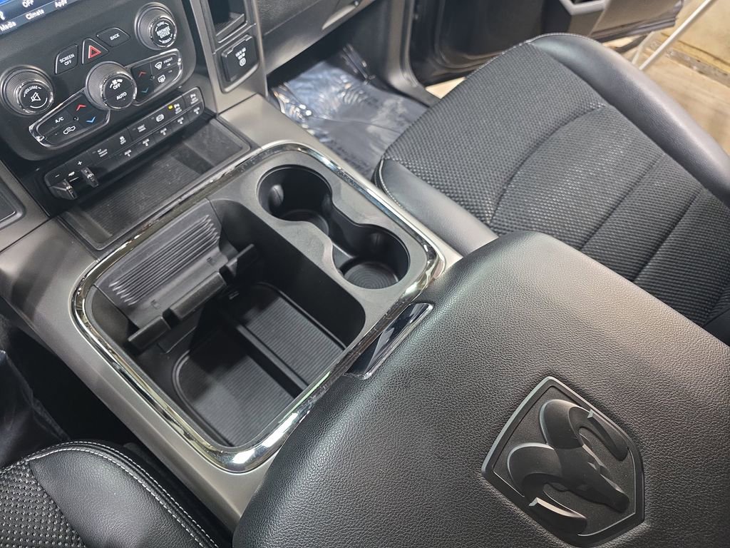 Used 2018 RAM 2500 Big Horn w/ Sport Appearance Group AWD/4WD image 24