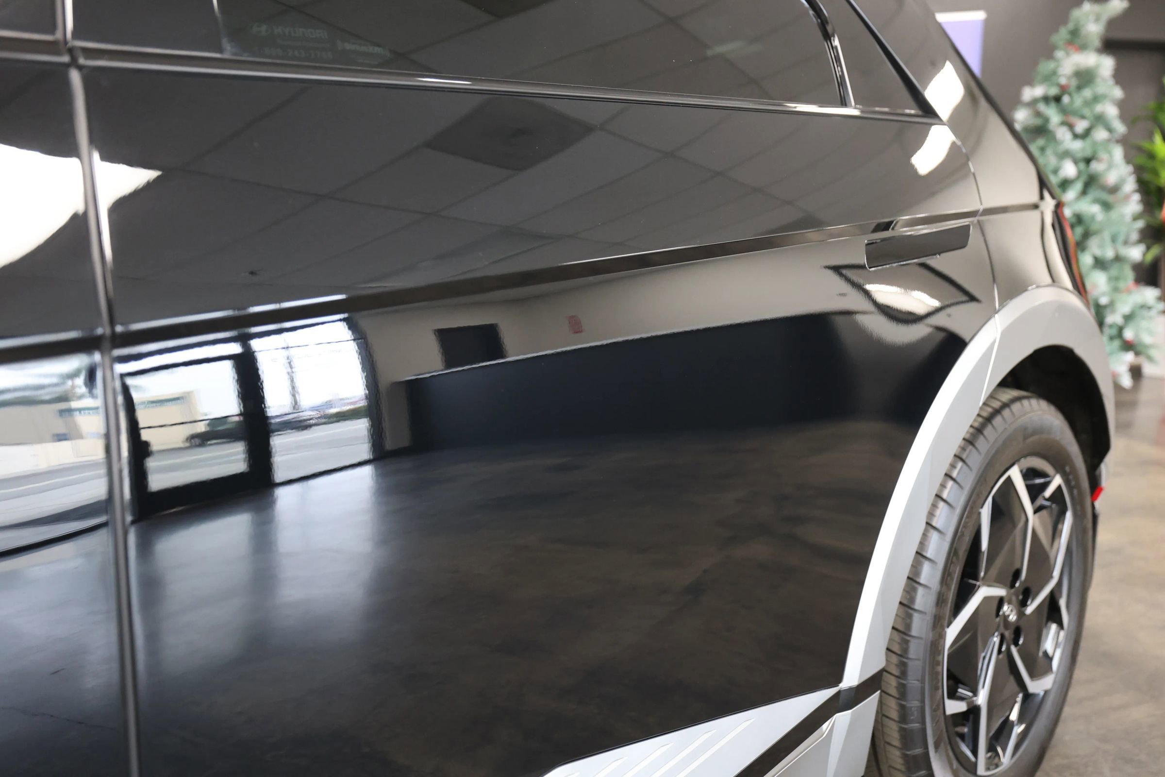 Used 2024 Hyundai Ioniq 5 Limited image 14