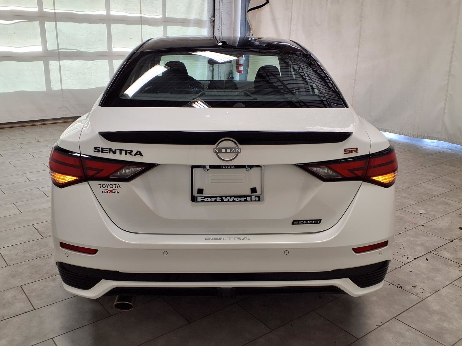 Used 2025 Nissan Sentra SR w/ Midnight Edition FWD image 8