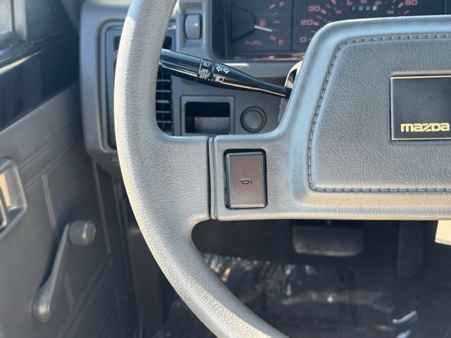 Used 1990 MAZDA B-Series Pickup 2WD Regular Cab B2200 image 9