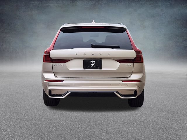 New 2026 Volvo XC60 T8 Plus w/ Protection Package Premier AWD/4WD image 6