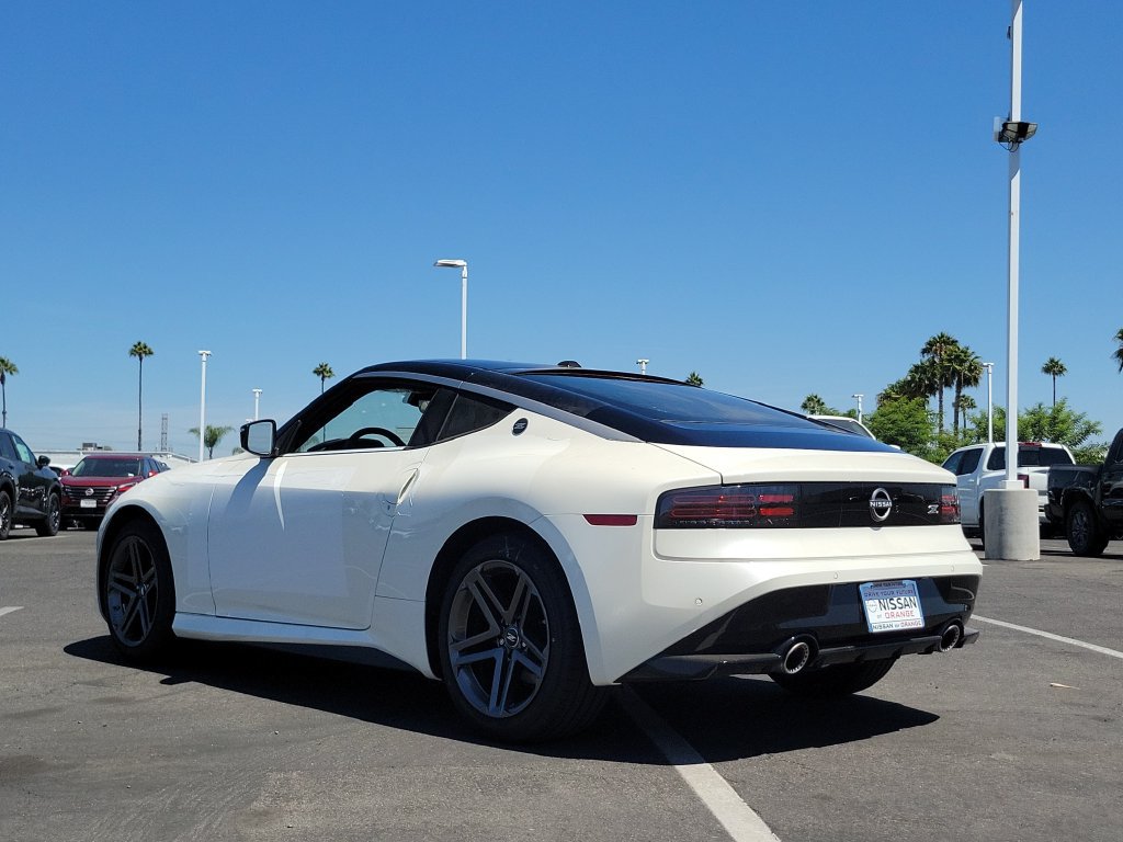 New 2027 Nissan Z Sport w/ Essentials Package (Sport) RWD image 2
