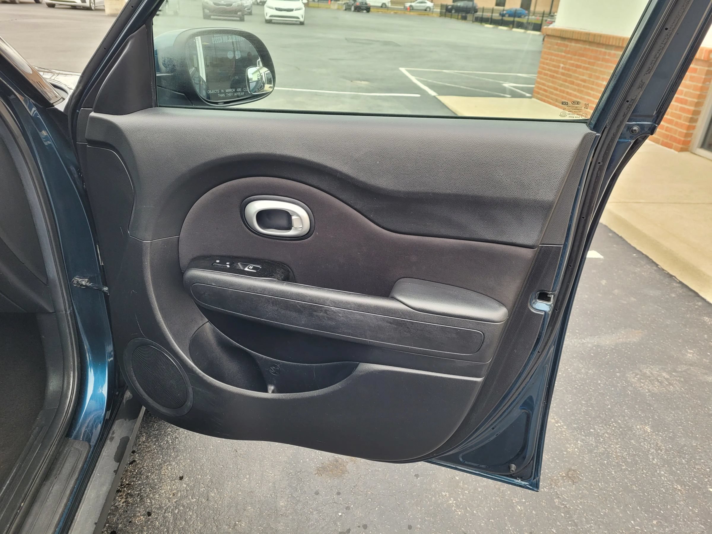 Used 2018 Kia Soul + FWD image 21