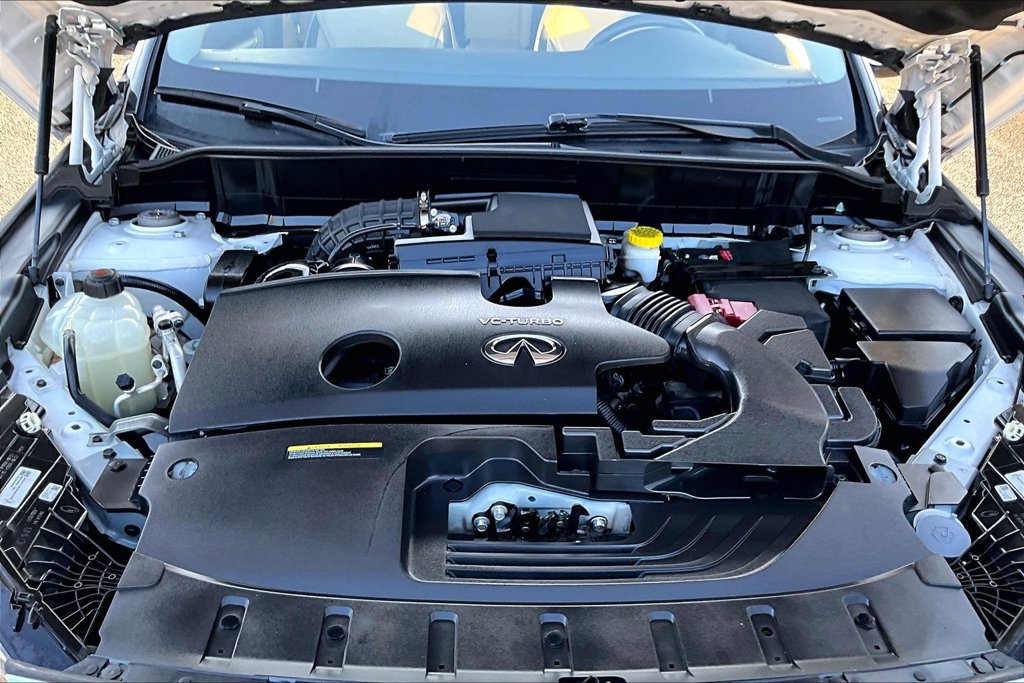 Certified 2022 INFINITI QX50 Luxe FWD image 11