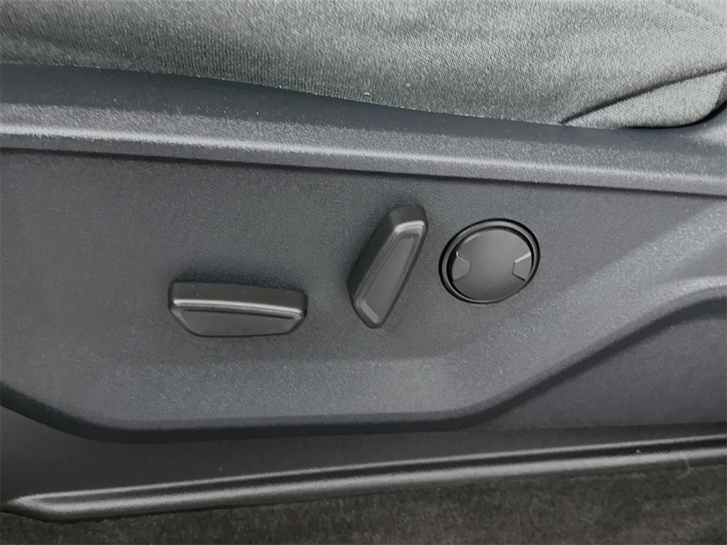 Used 2023 Ford F150 XLT w/ Equipment Group 302A High image 20