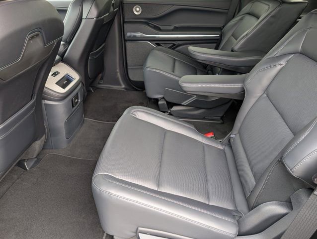 New 2025 Lincoln Navigator Reserve w/ Jet Appearance Package image 29