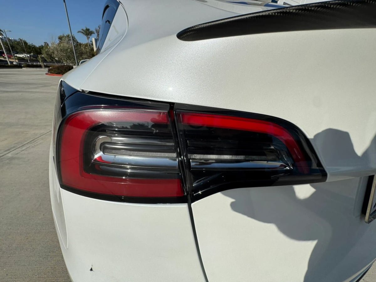Used 2023 Tesla Model Y Performance AWD/4WD image 20