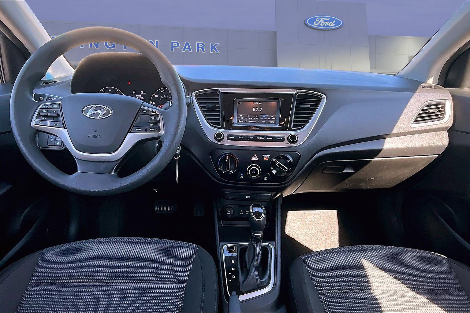 Used 2018 Hyundai Accent SE FWD image 7
