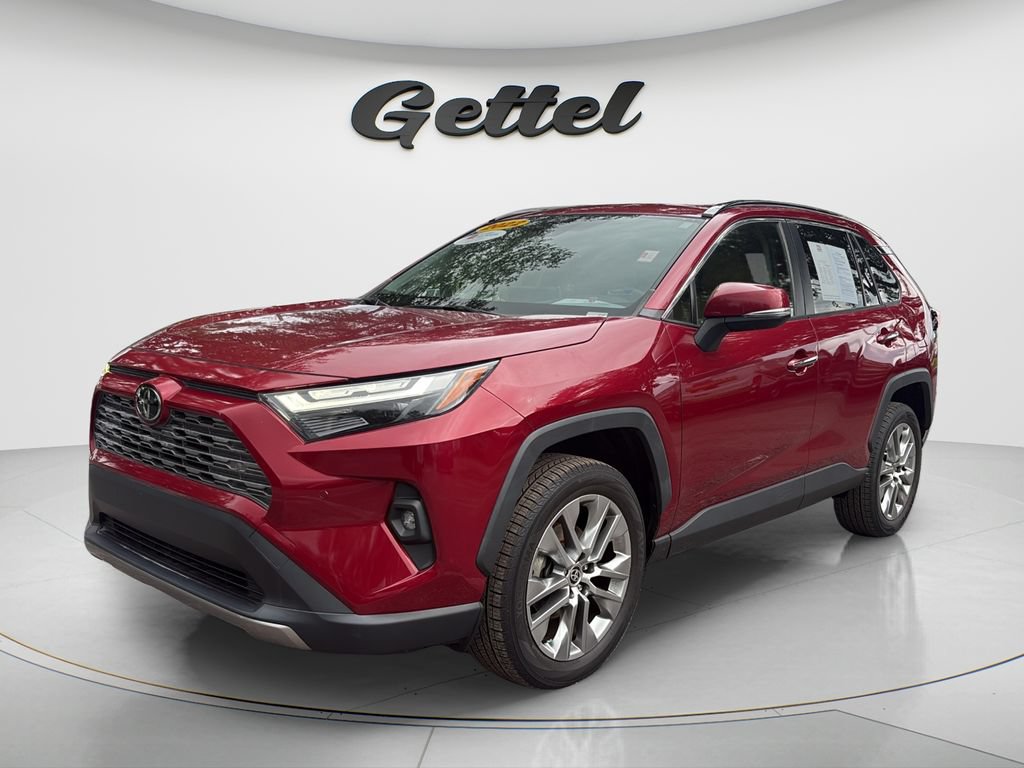 Used 2022 Toyota RAV4 Limited w/ Limited Grade Weather Package FWD video 1