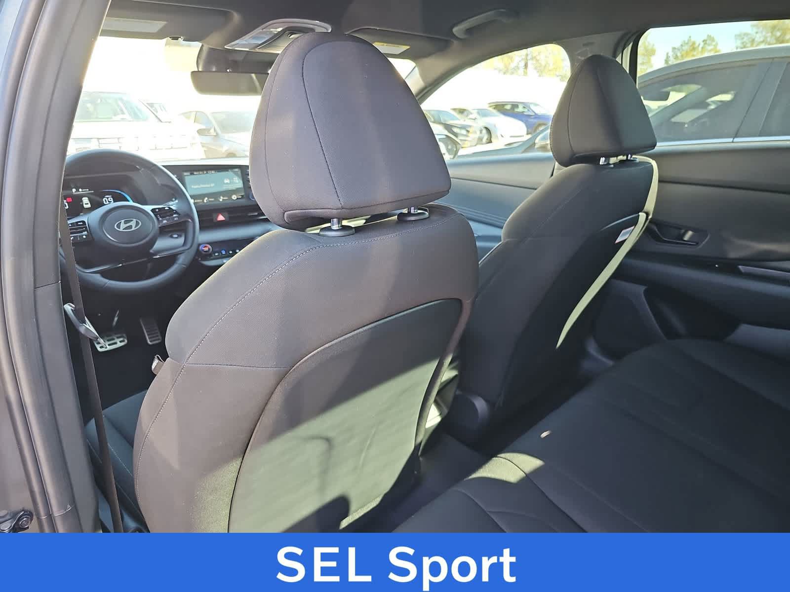 Certified 2026 Hyundai Elantra Sport FWD image 13