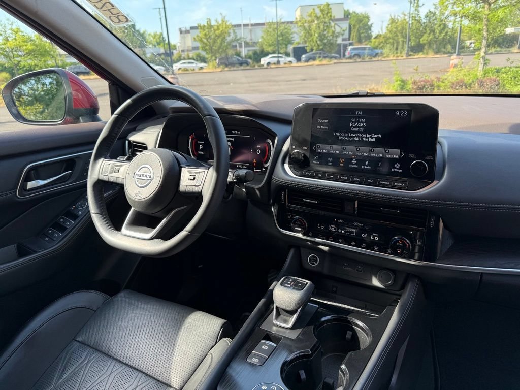 Used 2021 Nissan Rogue Platinum AWD/4WD image 21