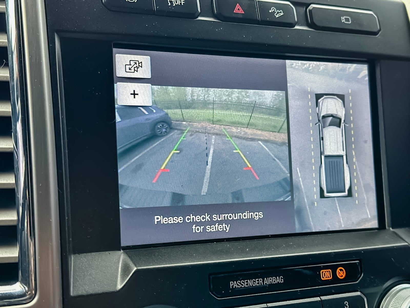 Used 2017 Ford F350 Platinum image 18