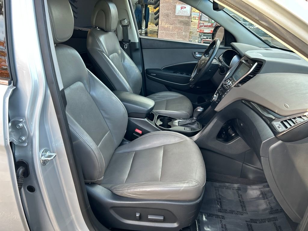 Used 2015 Hyundai Santa Fe GLS w/ Option Group 03 image 30