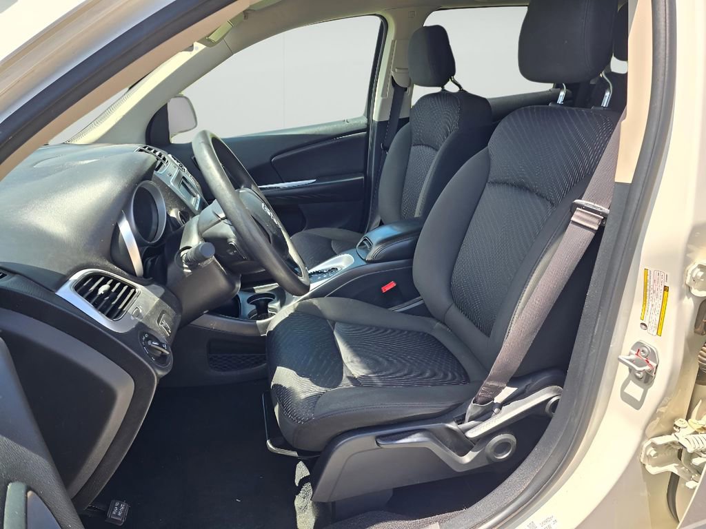 Used 2019 Dodge Journey SE w/ Blacktop Package FWD image 27