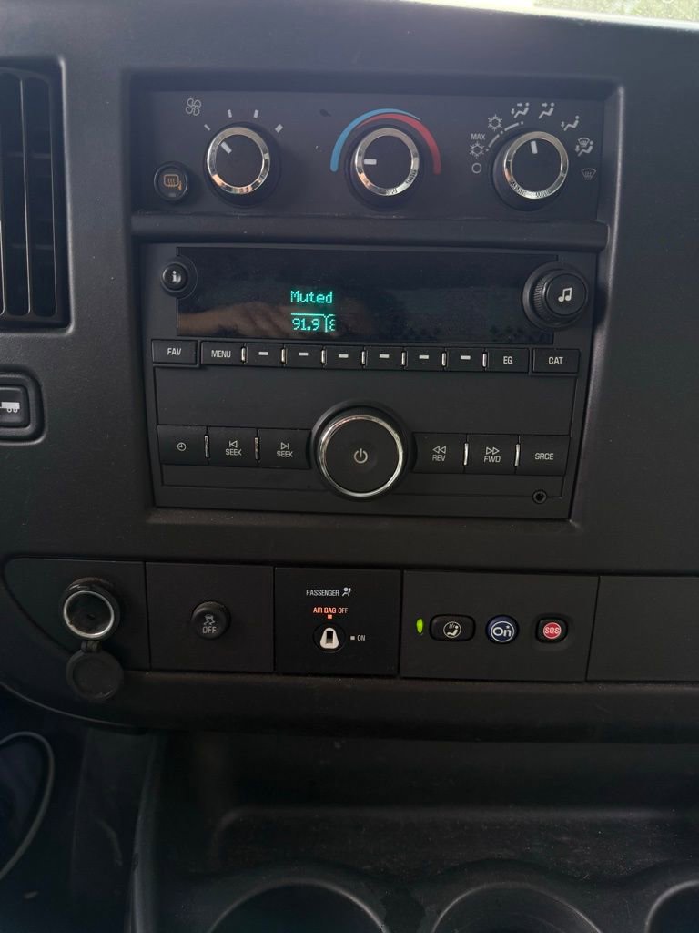 Used 2023 Chevrolet Express 3500 w/ Driver Convenience Package RWD image 9