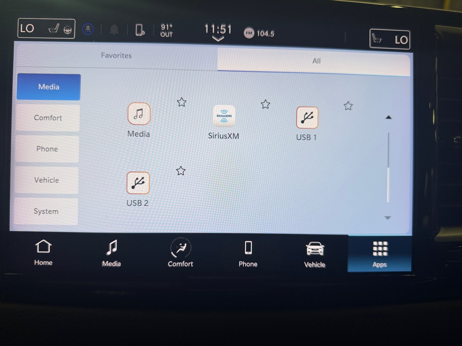 Used 2024 Chrysler Pacifica Touring-L FWD image 42