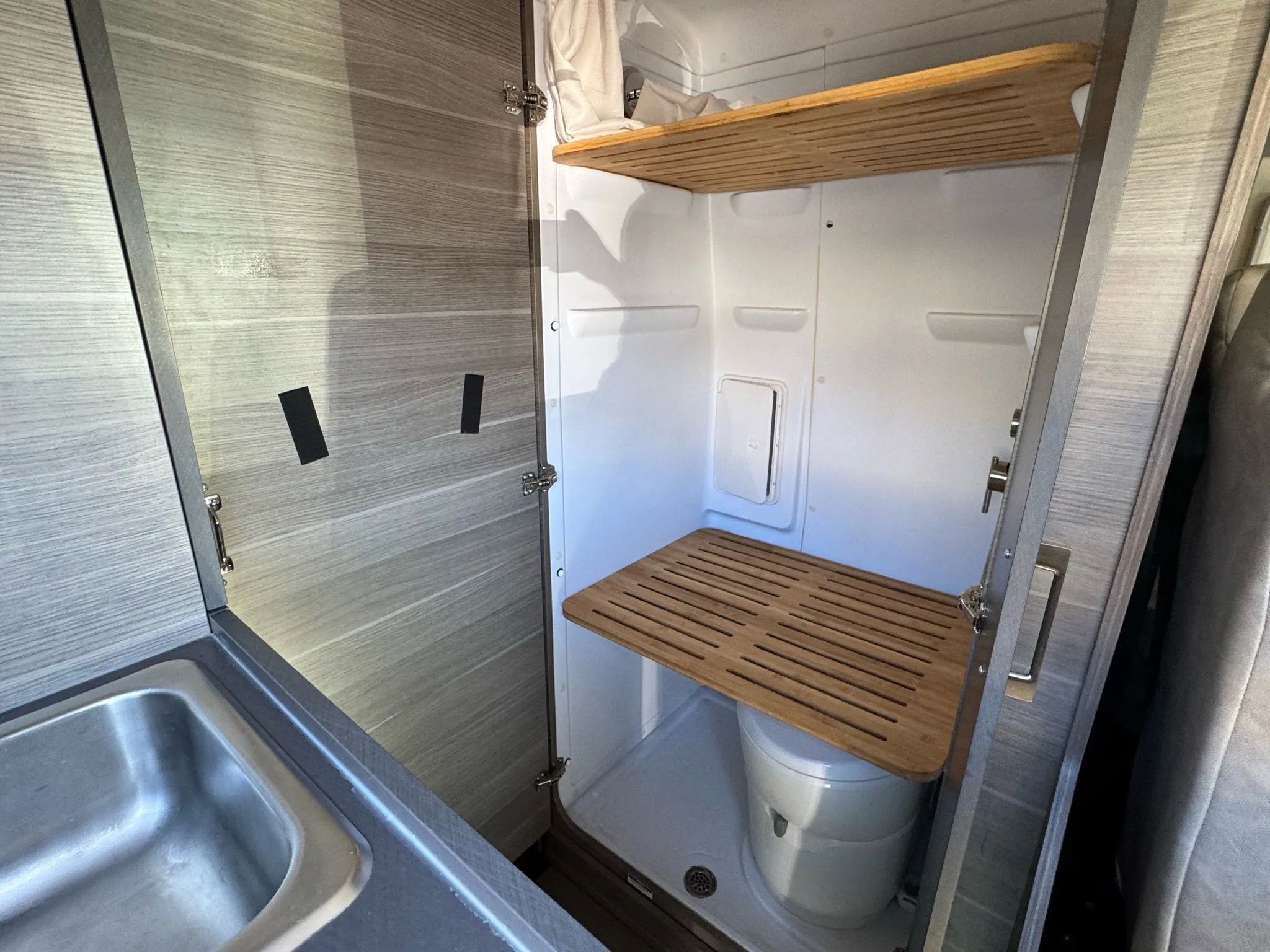 Used 2022 Mercedes-Benz Sprinter 2500 image 34