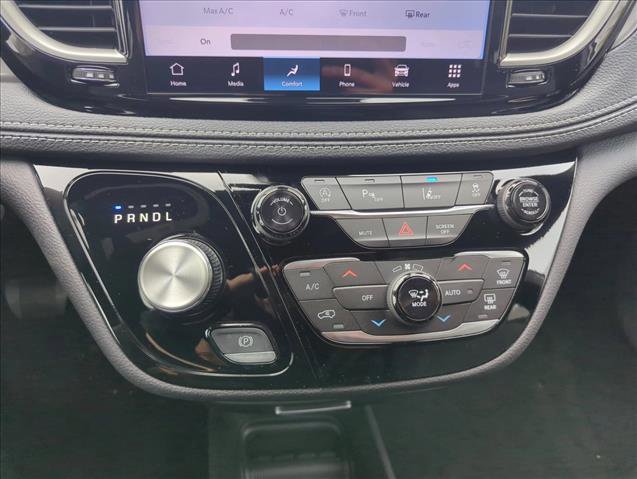 New 2026 Chrysler Pacifica Select image 14