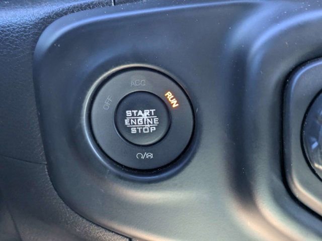 Used 2021 Jeep Gladiator Sport AWD/4WD image 25