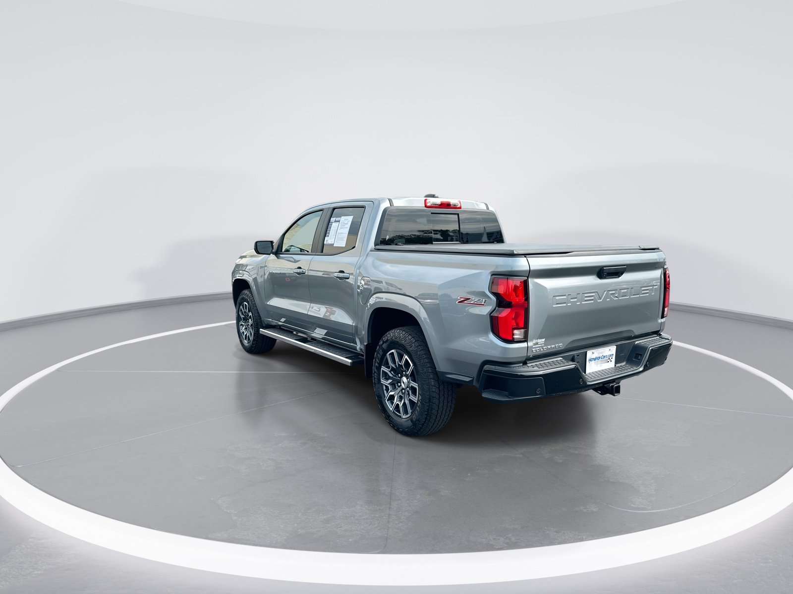 Used 2025 Chevrolet Colorado Z71 AWD/4WD image 7