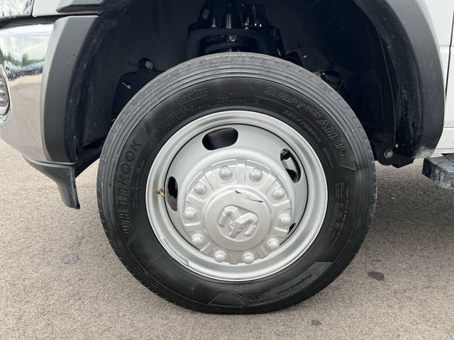 Used 2022 RAM 4500 Tradesman RWD image 29