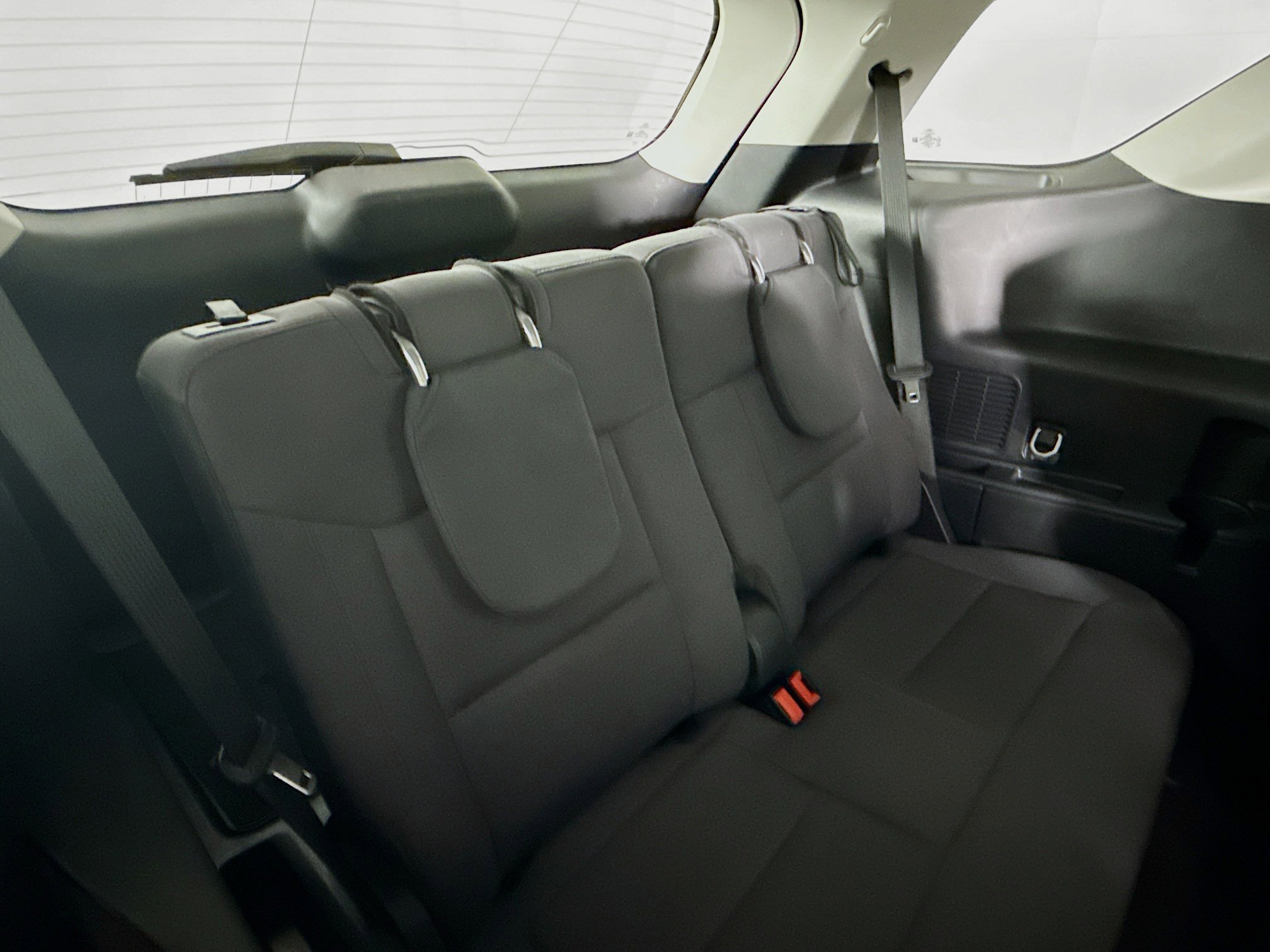 Used 2025 Ford Explorer Active image 34