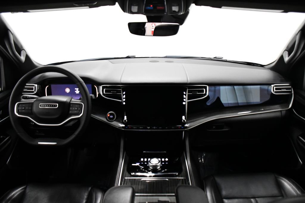 Used 2022 Jeep Wagoneer Series II w/ Flexible Seating Group image 8