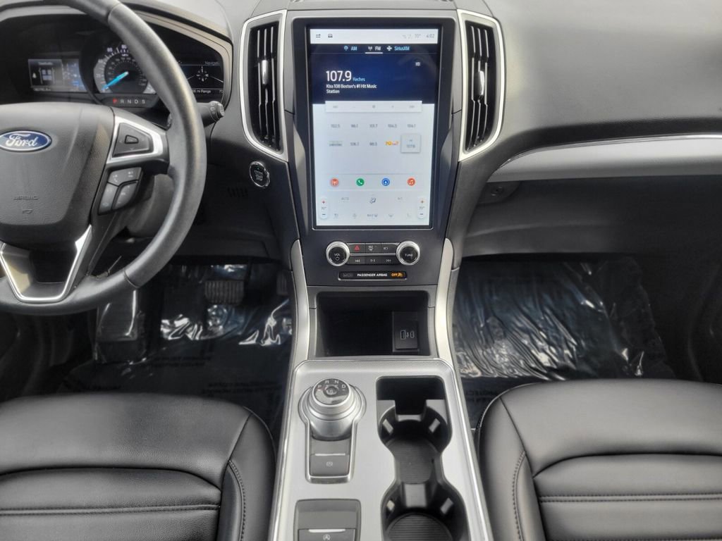 Used 2022 Ford Edge SEL w/ Convenience Package image 12
