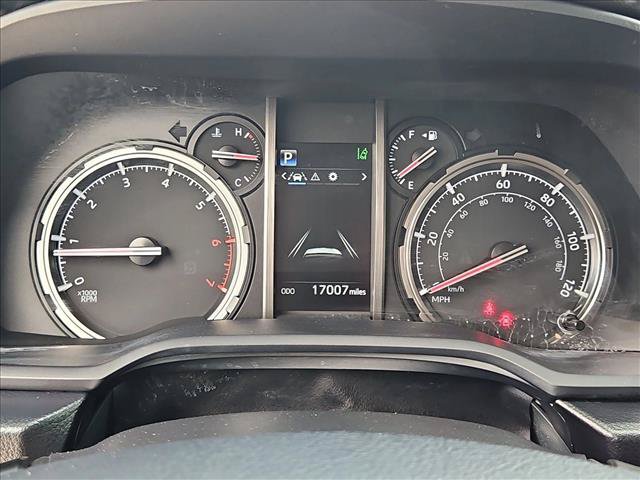 Certified 2024 Toyota 4Runner TRD Off-Road Premium AWD/4WD image 14