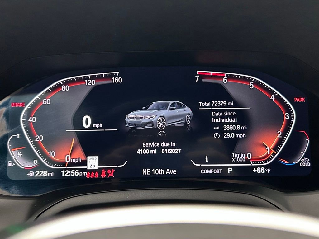 Used 2022 BMW 330i Sedan w/ M Sport Package RWD image 20
