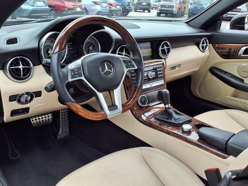 Used 2012 Mercedes-Benz SLK 350 image 18