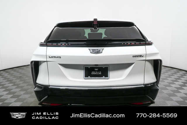 Certified 2024 Cadillac Lyriq Luxury image 25