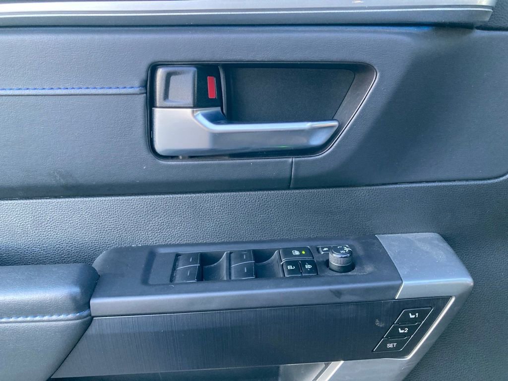 Used 2024 Toyota Sequoia Platinum image 14