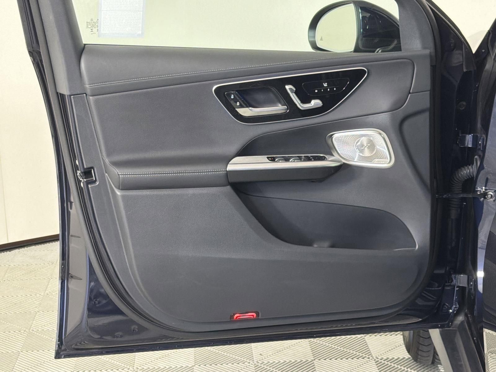 Used 2024 Mercedes-Benz GLC 300 image 20