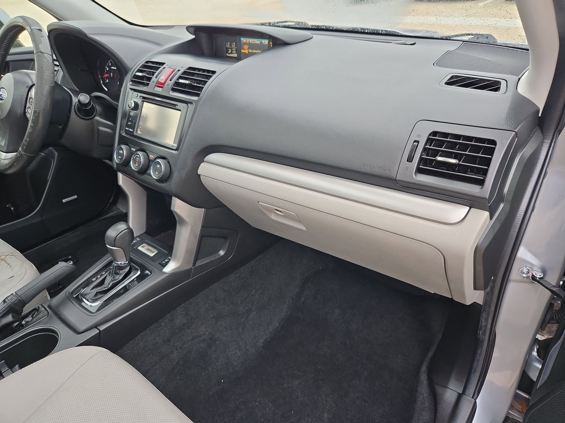 Used 2015 Subaru Forester 2.5i Touring w/ Eyesight & Navigation System AWD/4WD image 29