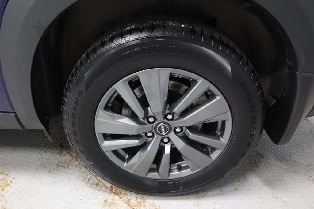 Certified 2023 Nissan Pathfinder SV w/ SV Black Package image 19