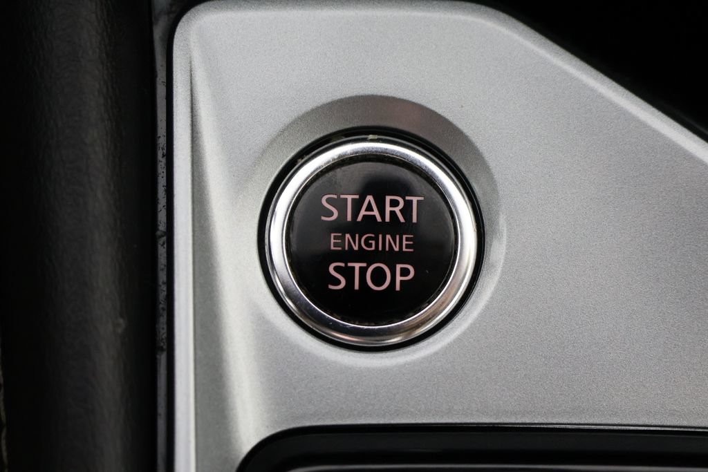 Used 2023 Nissan Altima 2.5 SV FWD image 16