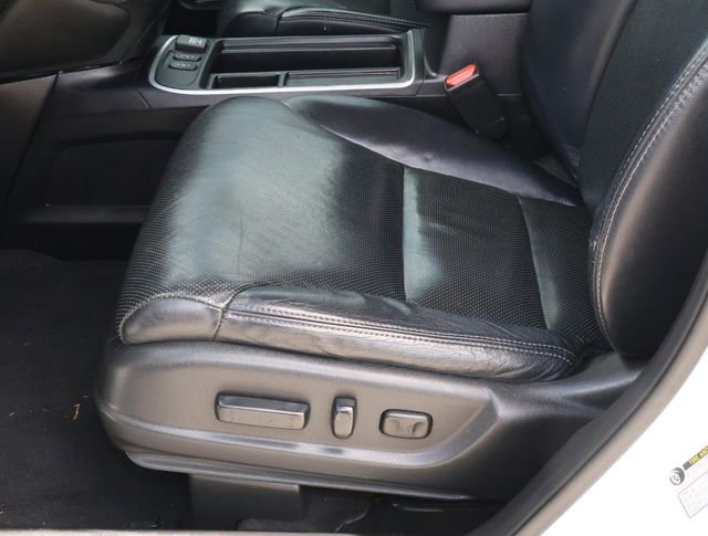 Used 2015 Honda CR-V Touring image 14