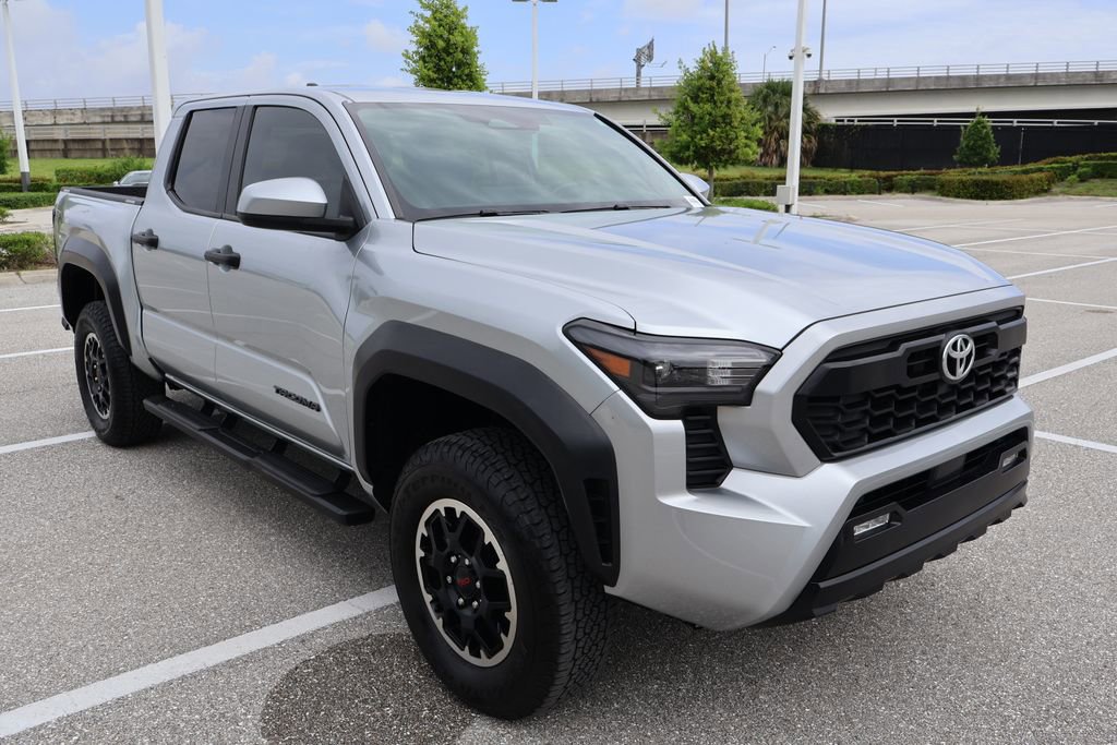 Used 2024 Toyota Tacoma TRD Off-Road AWD/4WD image 5