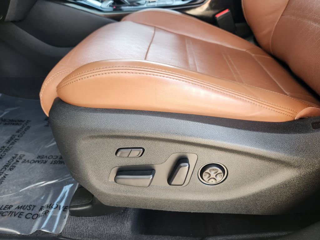 Used 2019 Kia Sorento SX image 14