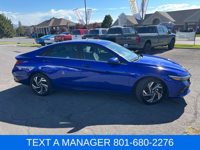 Used 2025 Hyundai Elantra SEL FWD image 7